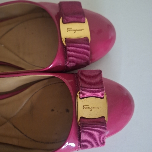 Salvatore Ferragamo Varina flats pink patent leather ballet flats SZ 7.5 - Picture 8 of 16